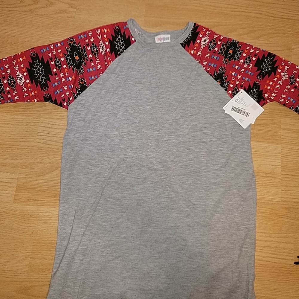 Baseball tee